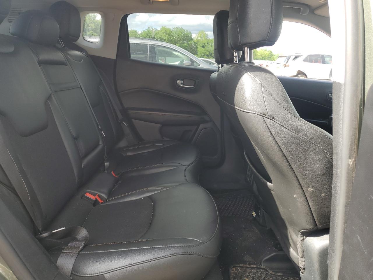 JEEP COMPASS LATITUDE