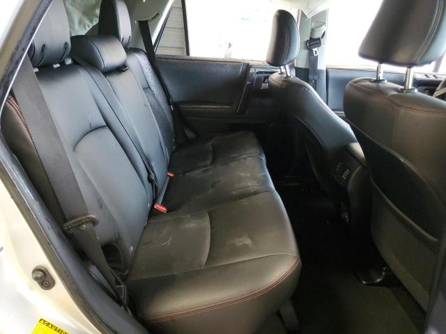 2020 TOYOTA 4RUNNER SR JTEBU5JR0L5802350