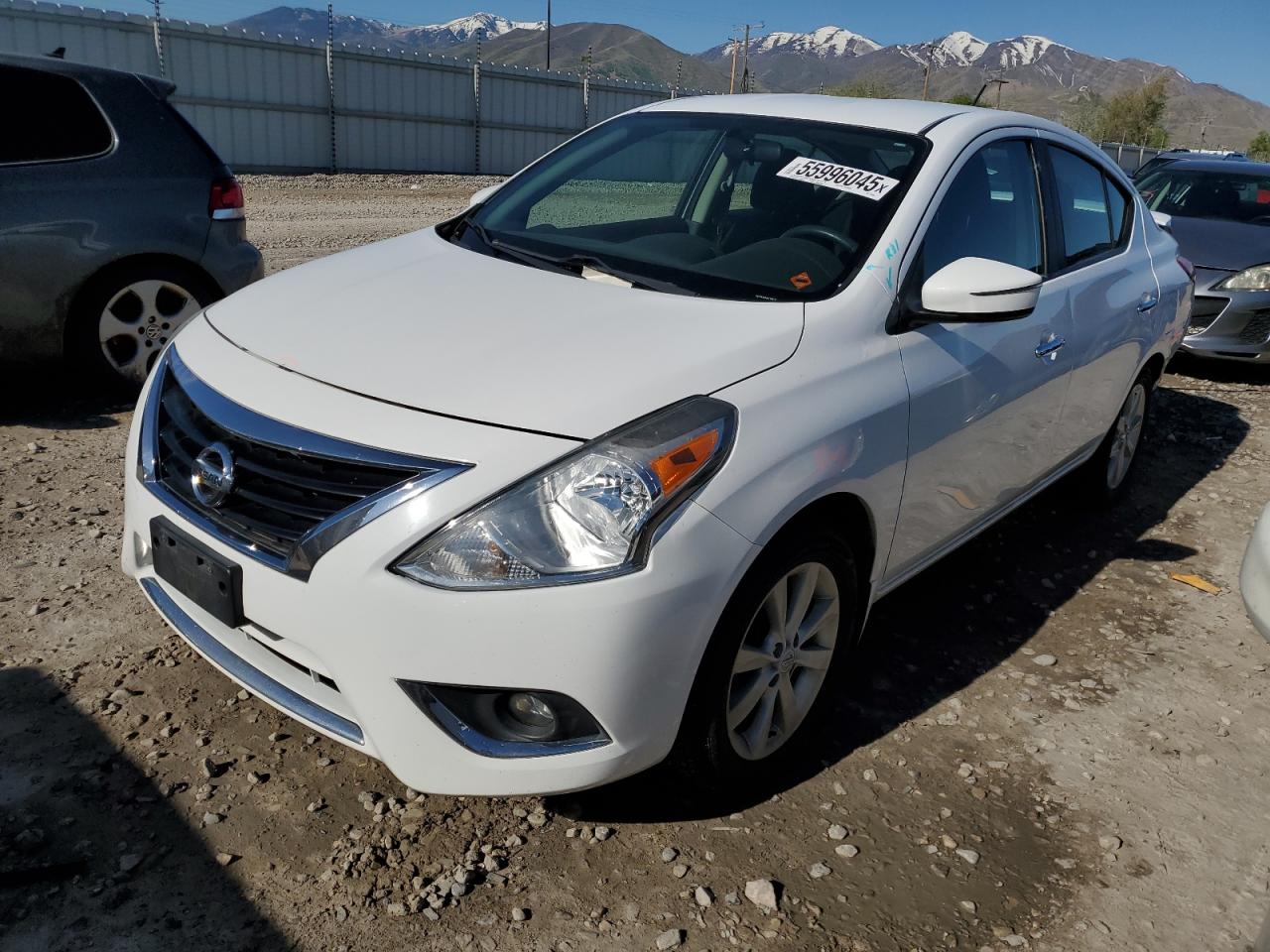 NISSAN VERSA S