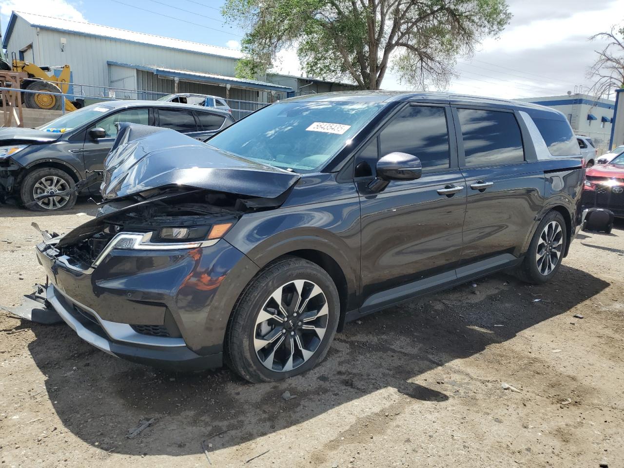 KIA CARNIVAL EX