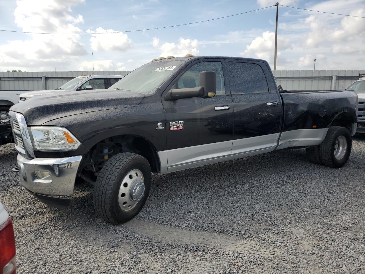 DODGE RAM 3500 LARAMIE