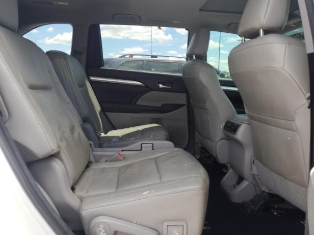 2018 TOYOTA HIGHLANDER 5TDJZRFH4JS801234