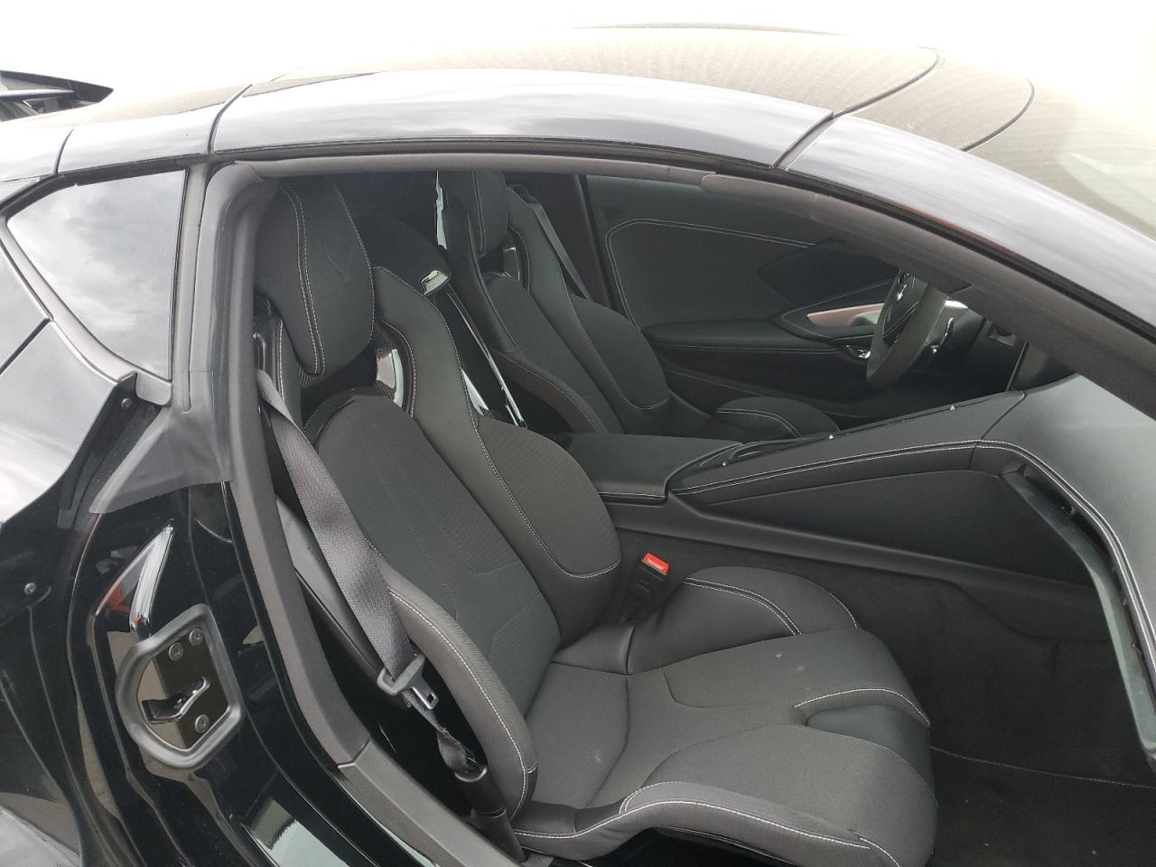 CHEVROLET CORVETTE STINGRAY 1LT