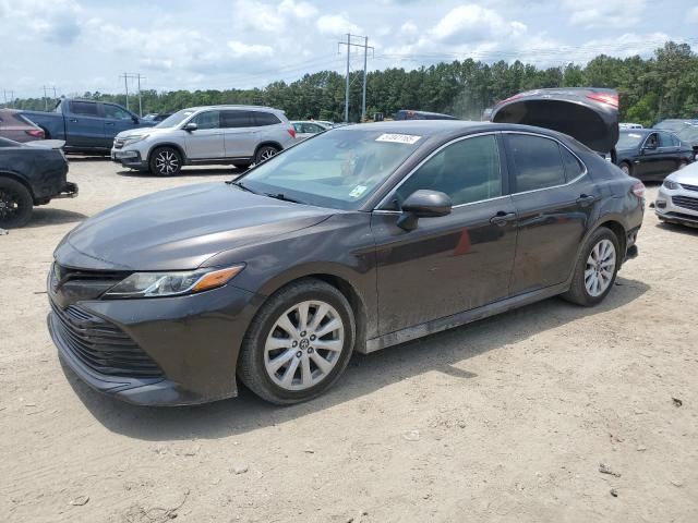 Vin: 4t1b11hk8ju594845, lot: 57041165, toyota camry l 2018 img_1