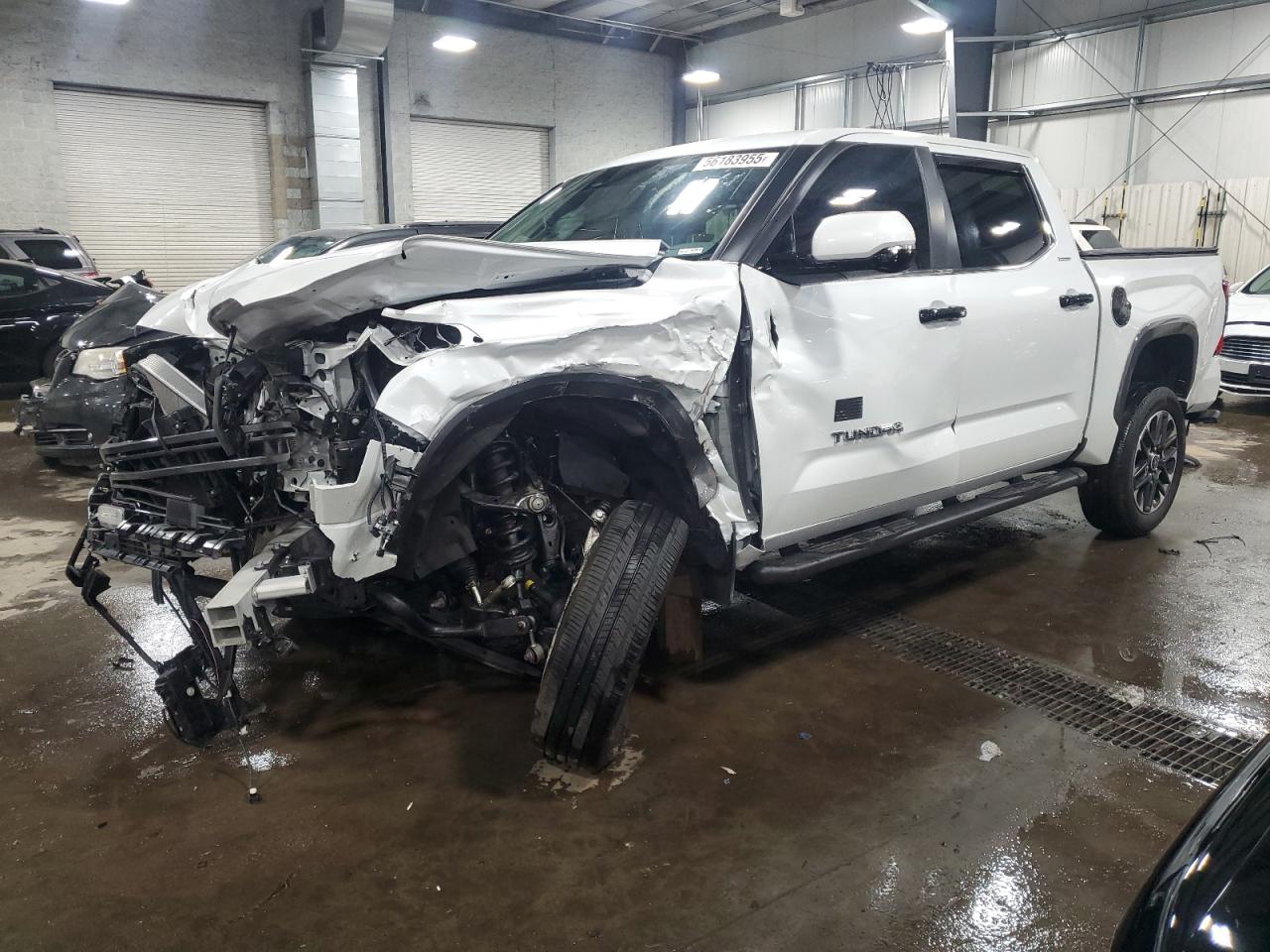 TOYOTA TUNDRA CREWMAX LIMITED