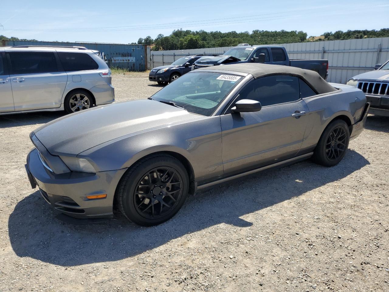FORD MUSTANG