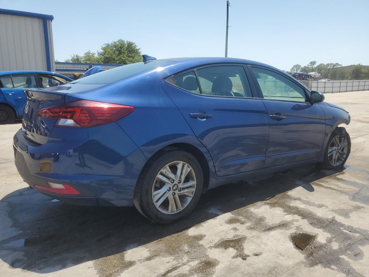 HYUNDAI ELANTRA SEL