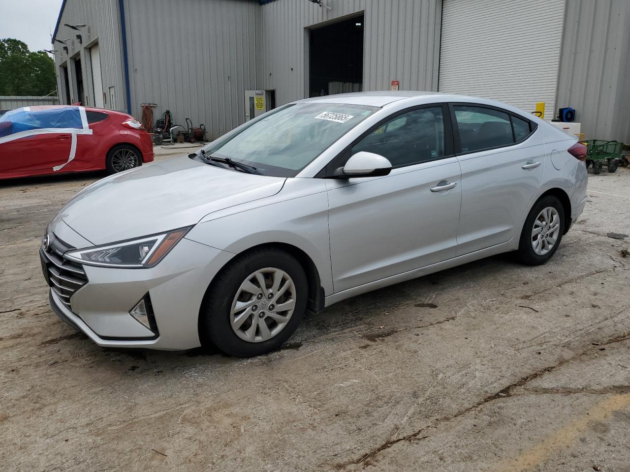 HYUNDAI ELANTRA SE