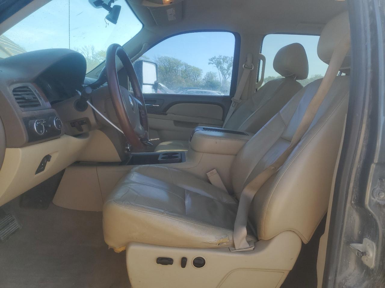 CHEVROLET SILVERADO K2500 HEAVY DUTY LTZ