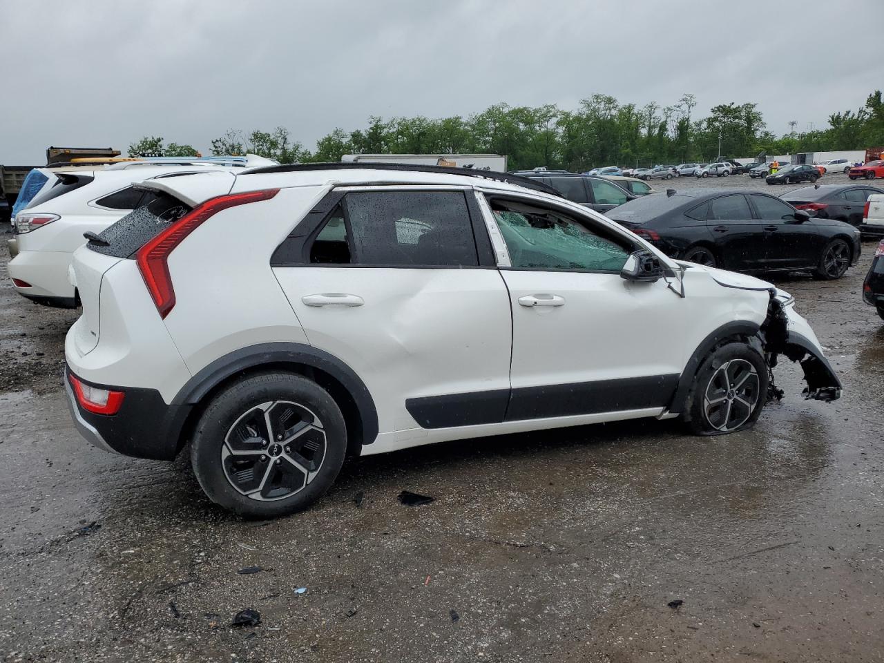 KIA NIRO EX