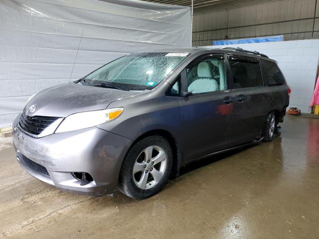 TOYOTA SIENNA LE