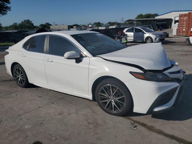 Vin: 4t1g11ak4mu536588, lot: 57276475, toyota camry se 20214