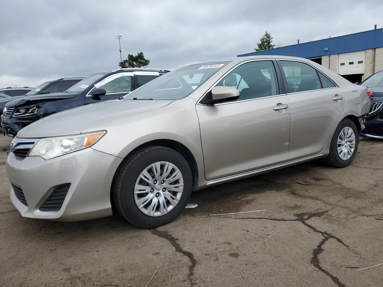 TOYOTA CAMRY L