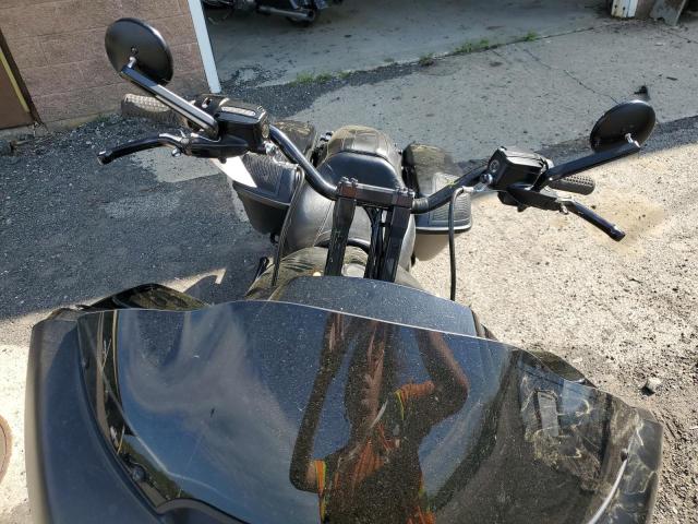 2015 HARLEY-DAVIDSON FLTRX ROAD 1HD1KHM12FB647821