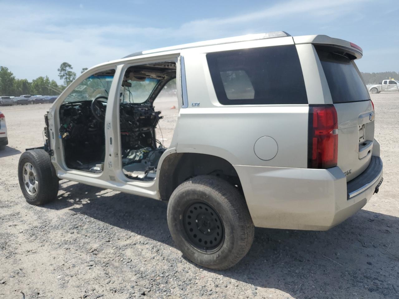 CHEVROLET TAHOE C1500 LTZ