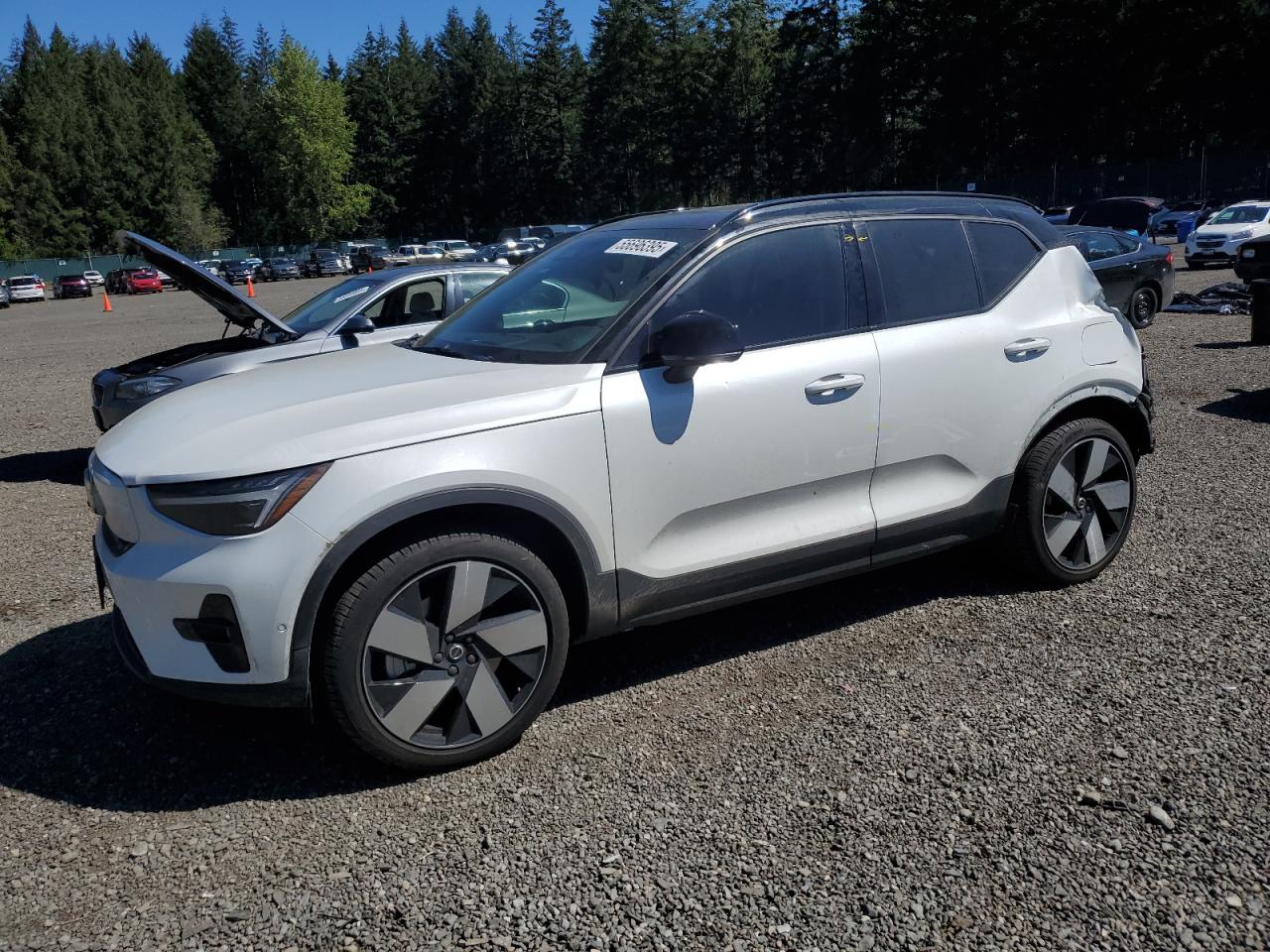 VOLVO XC40 RECHARGE PLUS