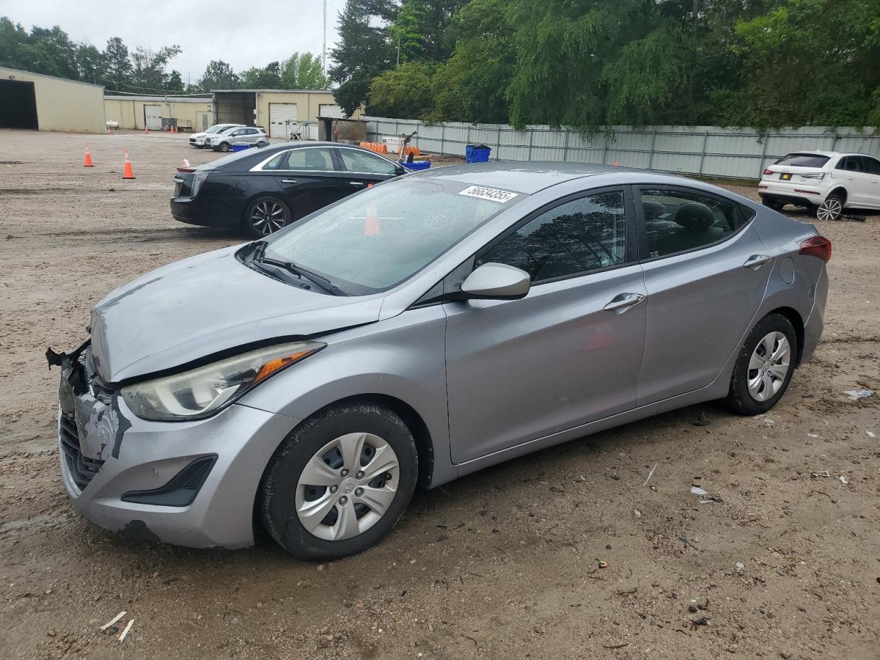 HYUNDAI ELANTRA SE