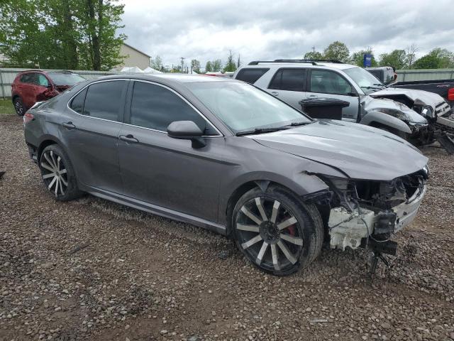 2018 TOYOTA CAMRY L 4T1B11HK2JU651556