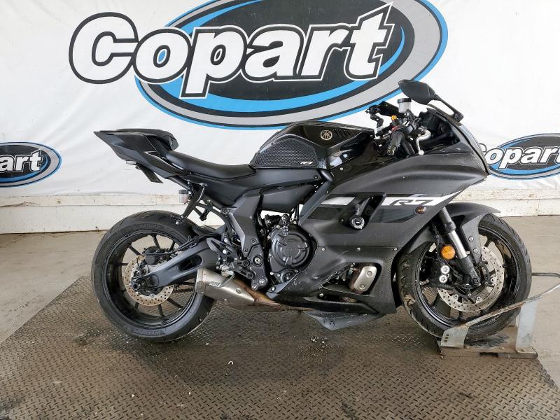 YAMAHA YZFR7 2024 black  gas JYARM38E6RA013805 photo #1
