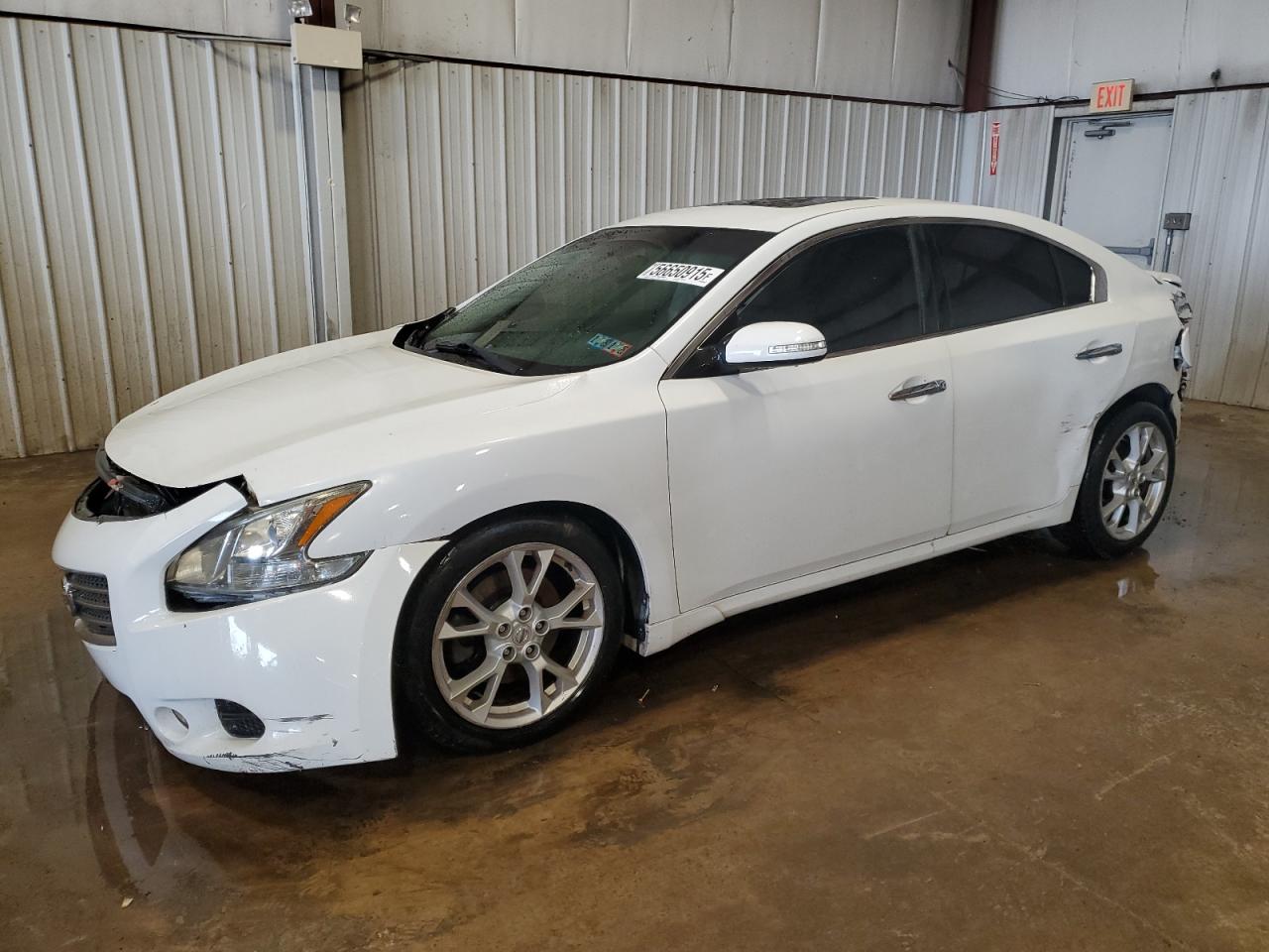 NISSAN MAXIMA S