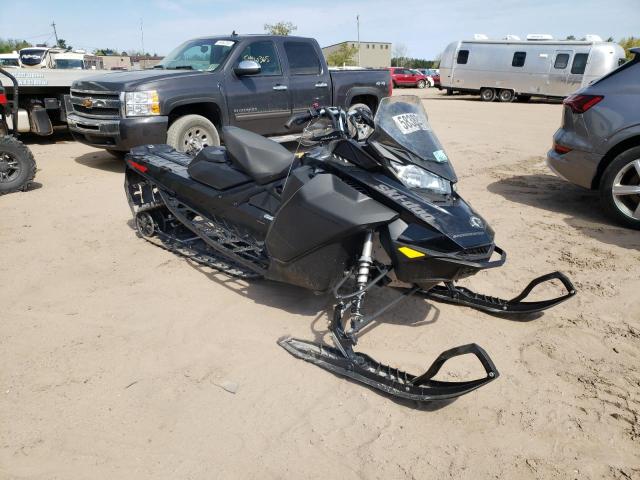 SKI DOO BACKCOUNTR