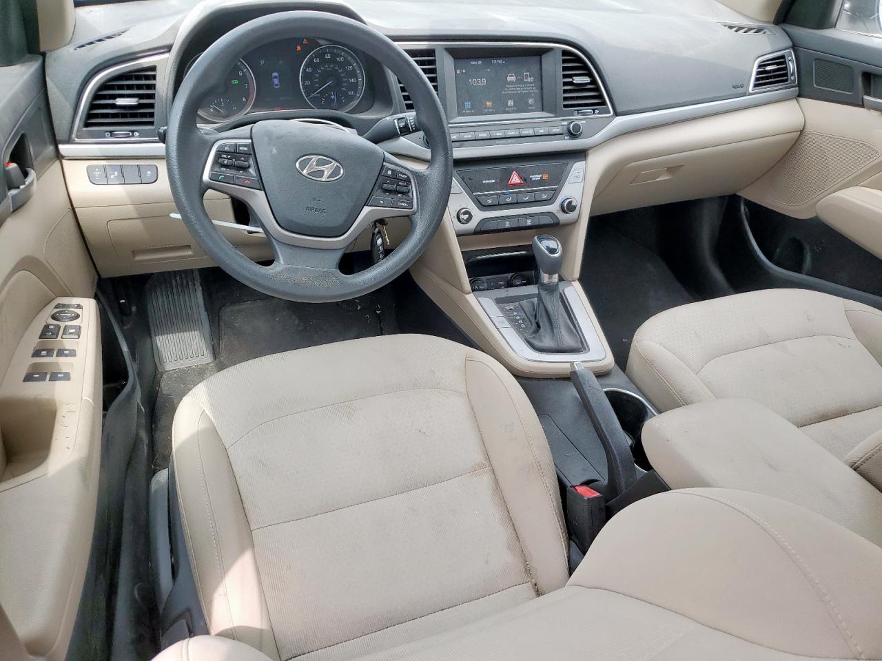 HYUNDAI ELANTRA SEL