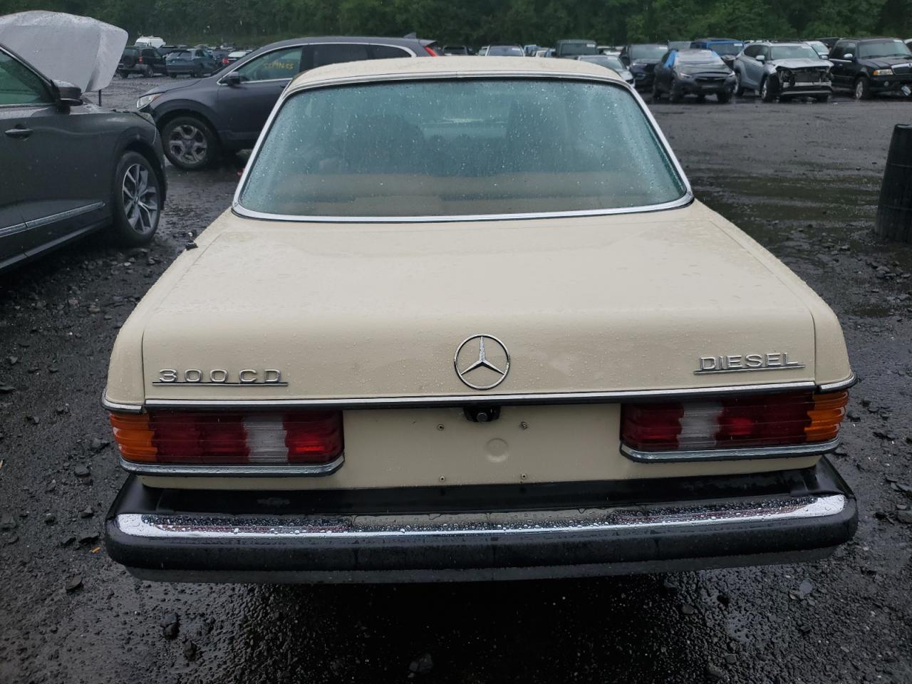 Mercedes-benz C 300 1979