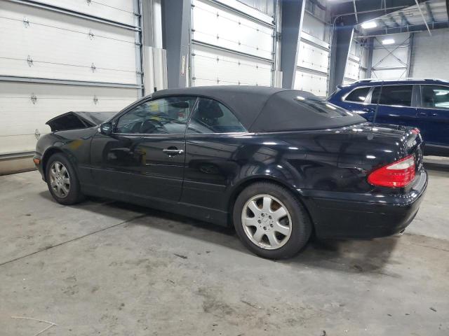 MERCEDES-BENZ CLK 320 2002 black  gas WDBLK65G72T110530 photo #3