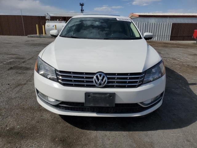 2015 VOLKSWAGEN PASSAT SEL - 1VWCV7A38FC089319
