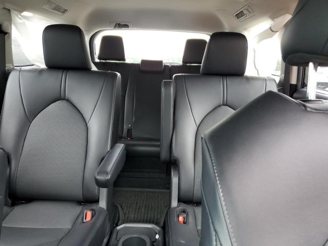 2024 TOYOTA GRAND HIGH 5TDACAB58RS017603