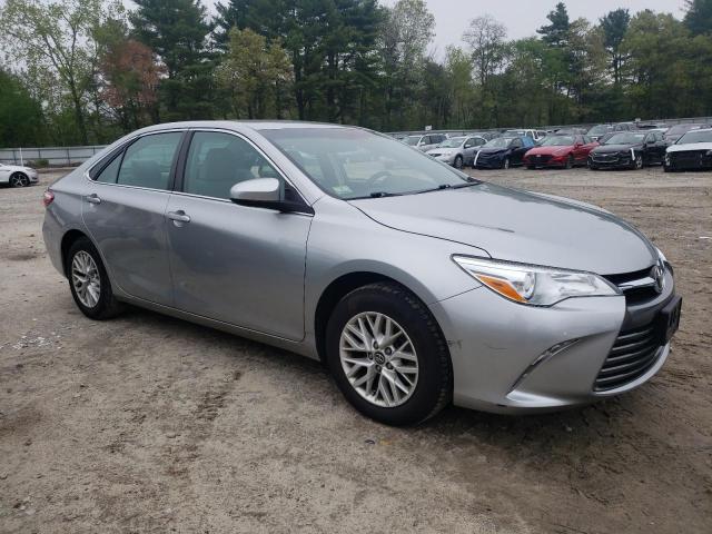 Vin: 4t1bf1fk4hu308214, lot: 55534175, toyota camry le 20174