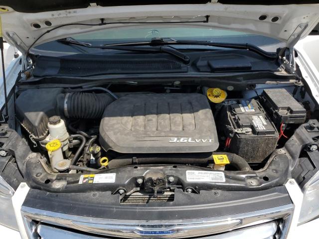 2015 CHRYSLER TOWN & COU - 2C4RC1BG7FR675048