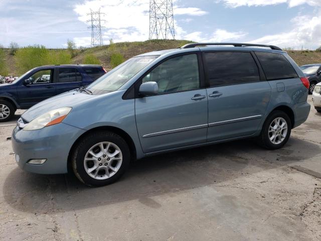 TOYOTA SIENNA XLE
