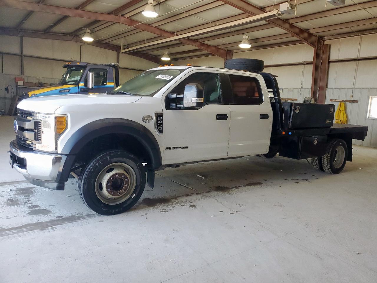 FORD F-450 SUPER DUTY