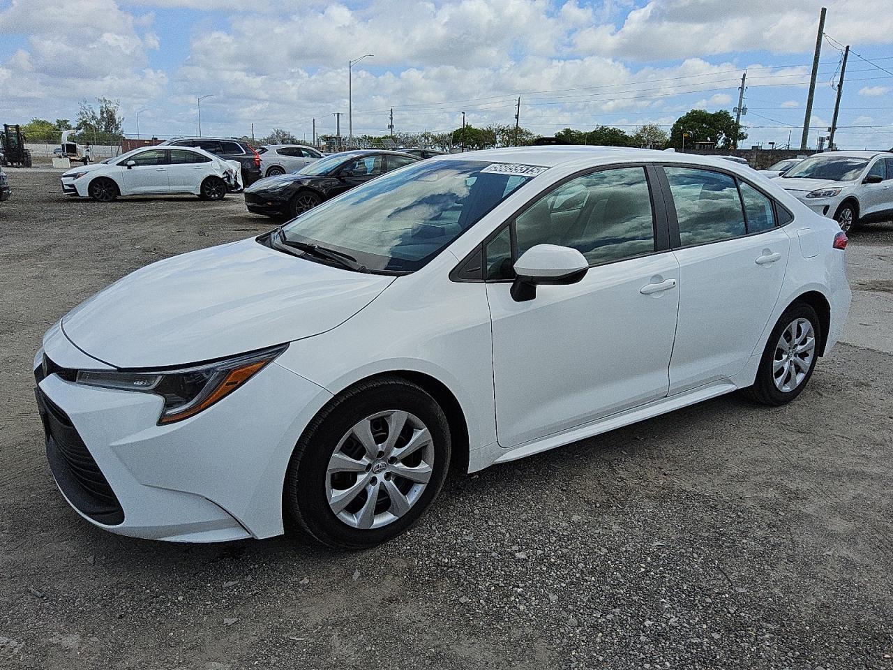 TOYOTA COROLLA LE