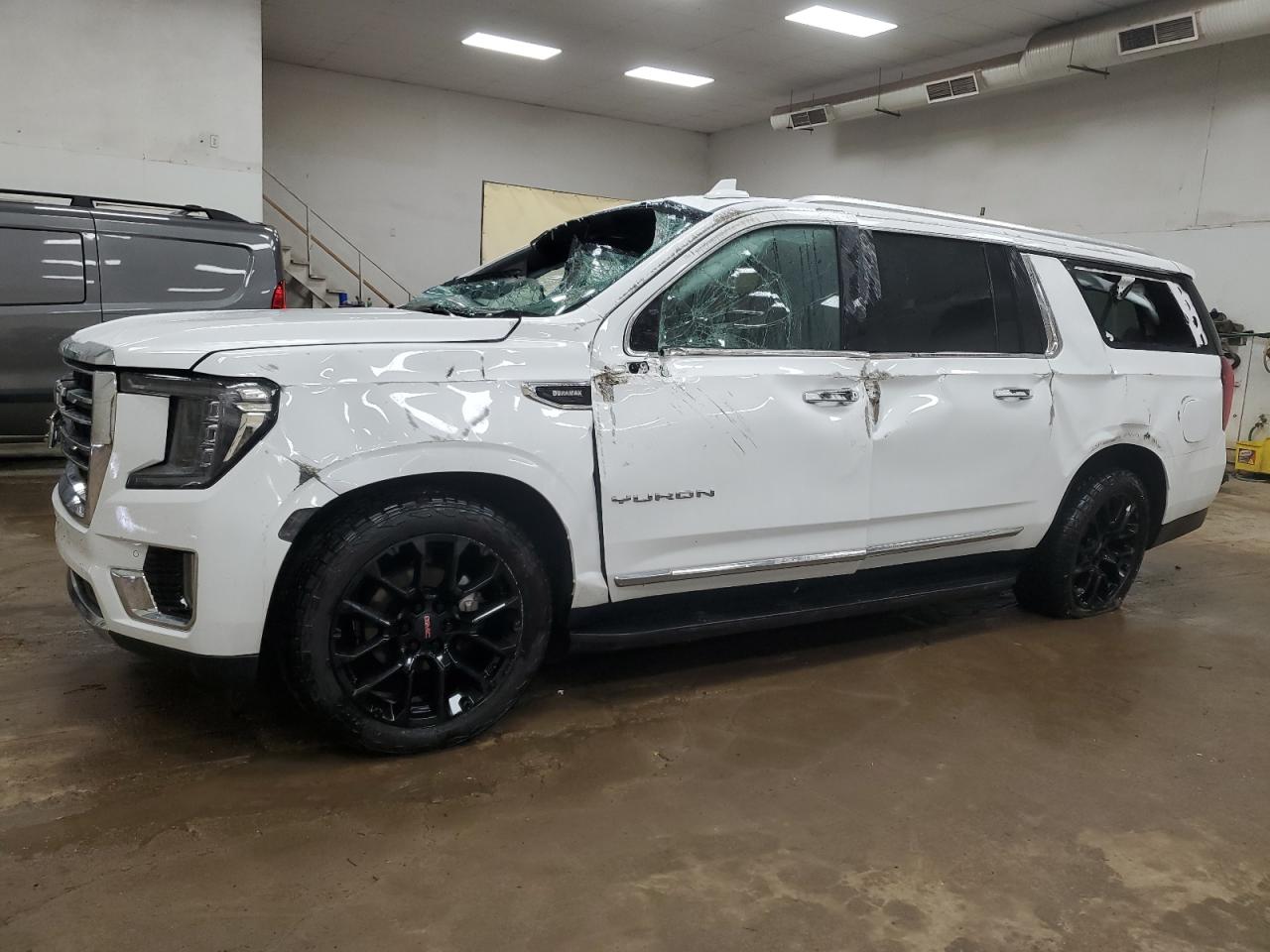GMC YUKON K1500 SLT