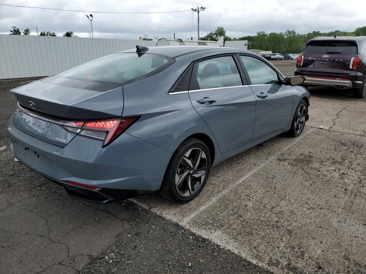 HYUNDAI ELANTRA LIMITED