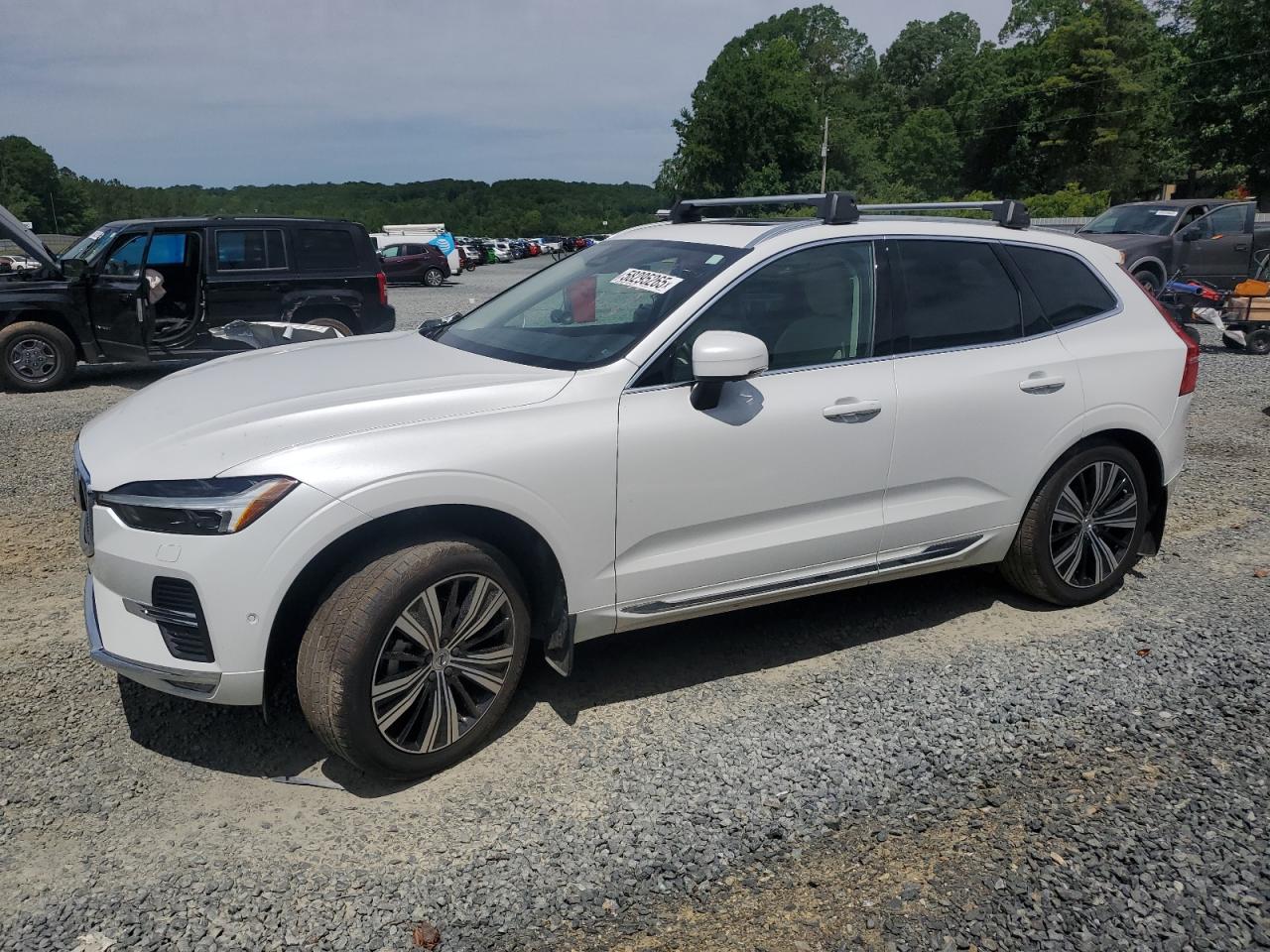 VOLVO XC60 PLUS