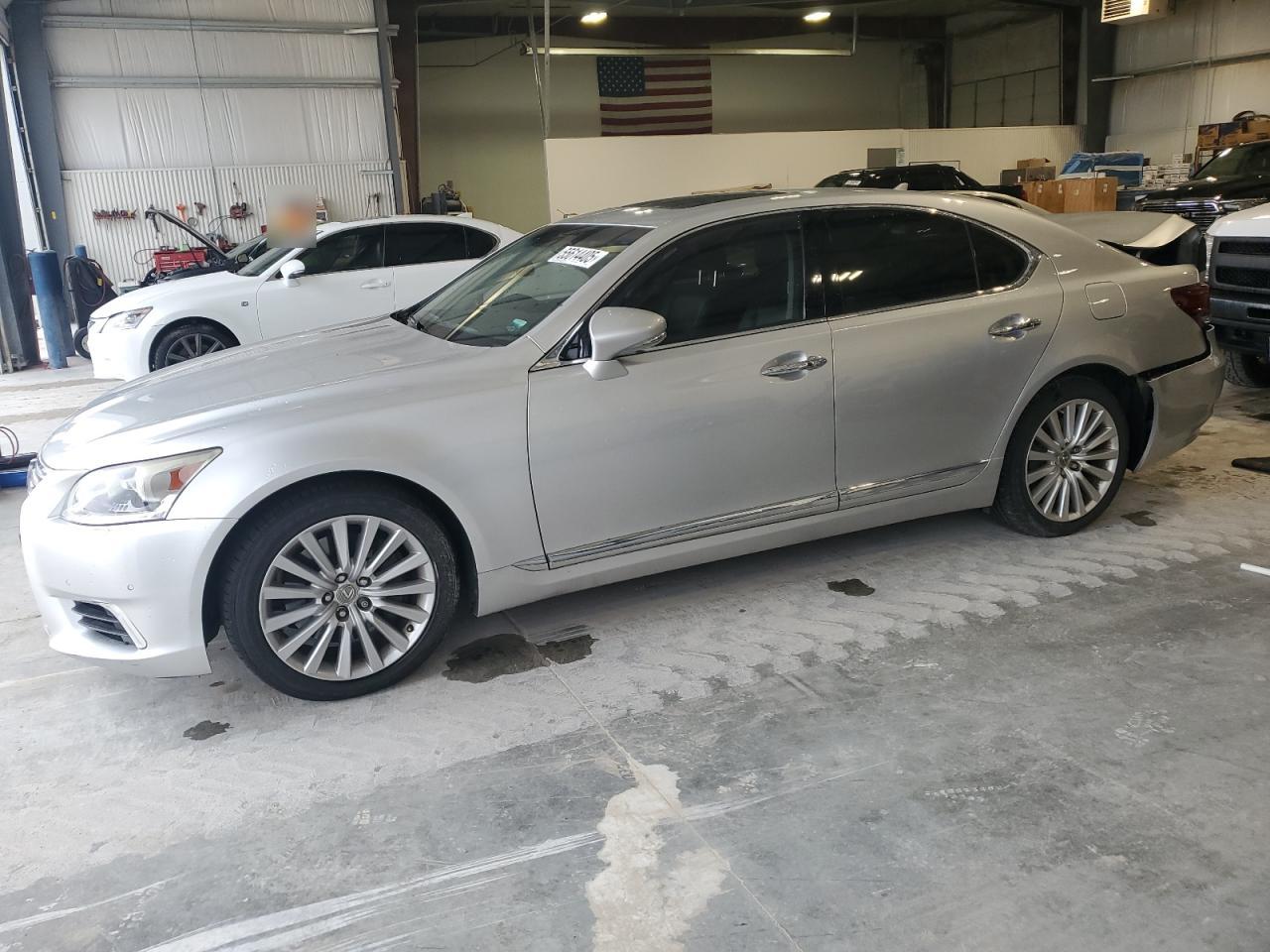 LEXUS LS 460
