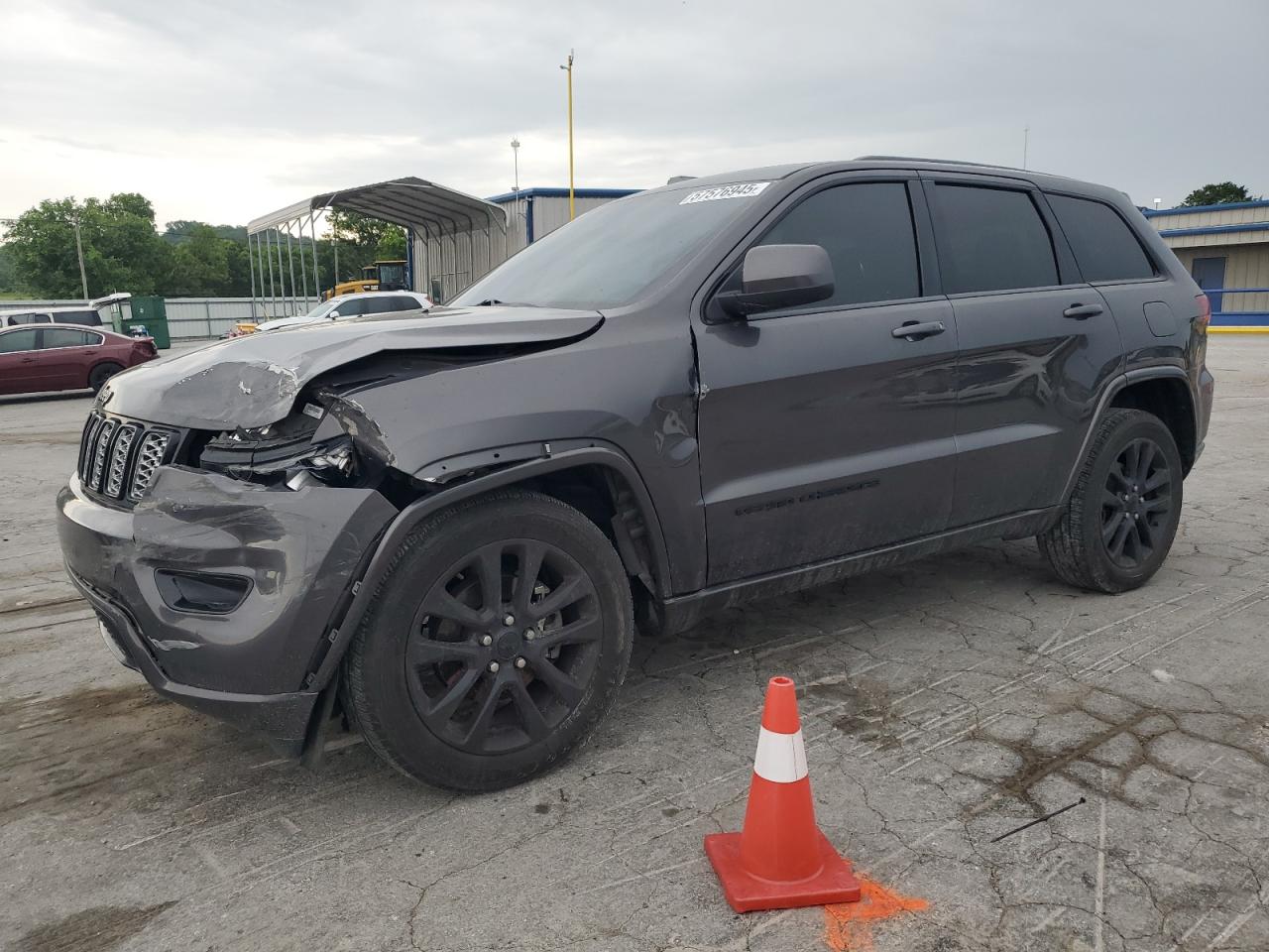 JEEP GRAND CHEROKEE LAREDO