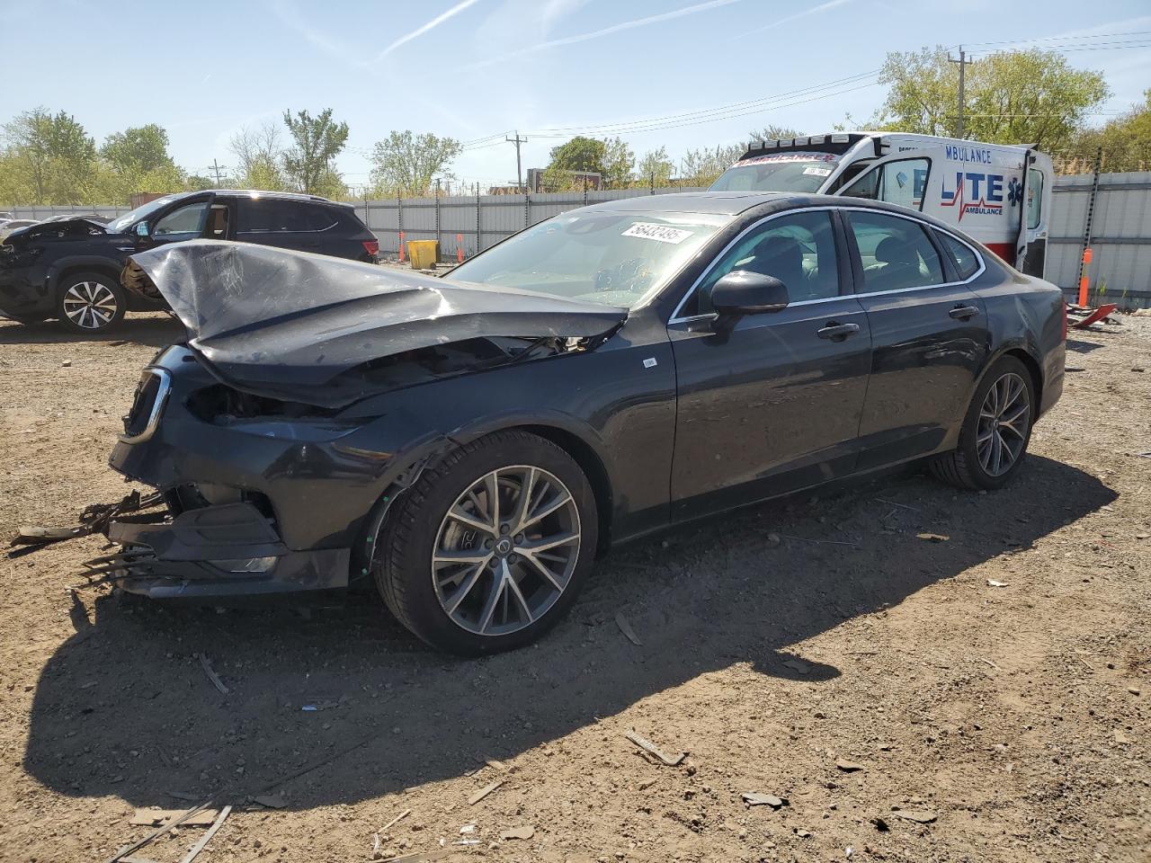 VOLVO S90 T6 MOMENTUM