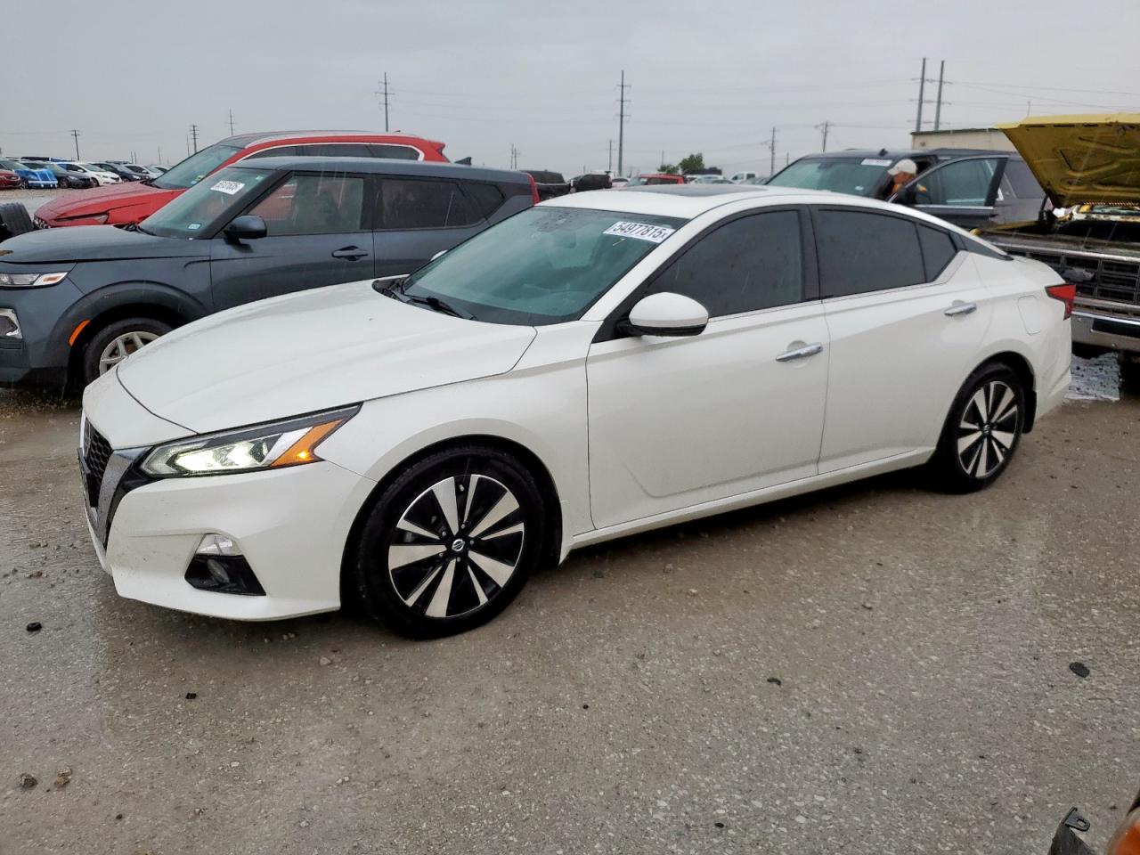 NISSAN ALTIMA SV