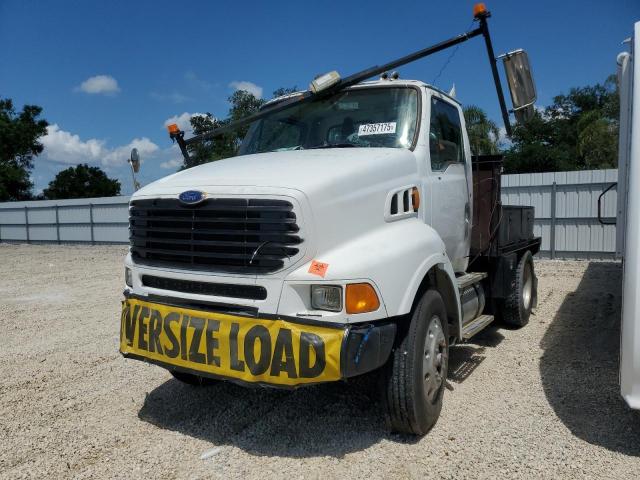 STERLING TRUCK L 8500 2001 white  diesel 2FWBAVAK61AH30149 photo #3