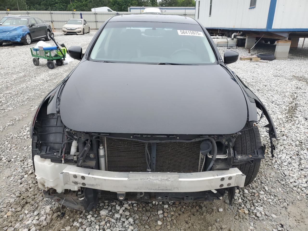 Infiniti G37 base 2012