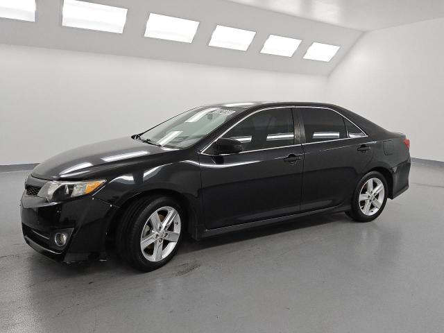 TOYOTA CAMRY BASE