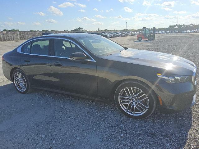 Vin: wba43fj01rcr71544, lot: 57437925, bmw 5 series i 20244