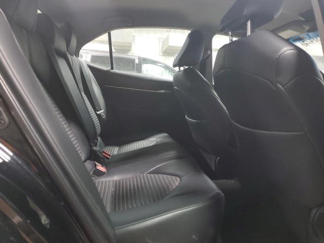 4T1B11HK9JU121813 2018 TOYOTA CAMRY