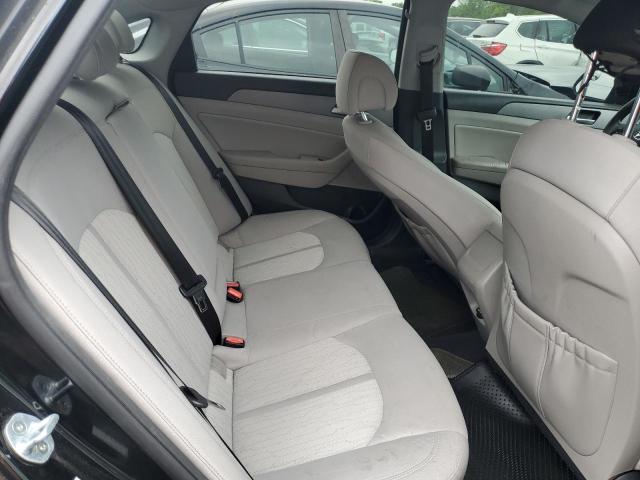 2016 HYUNDAI SONATA HYB KMHE24L11GA015120