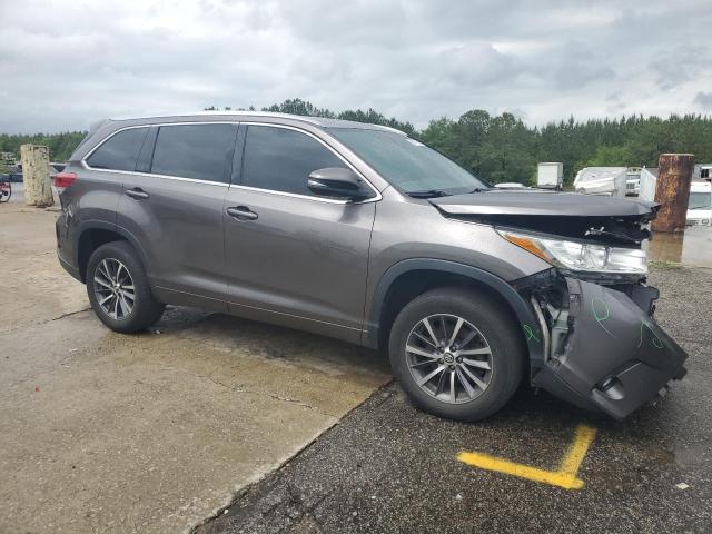 Vin: 5tdkzrfh3hs513428, lot: 56539155, toyota highlander se 20174