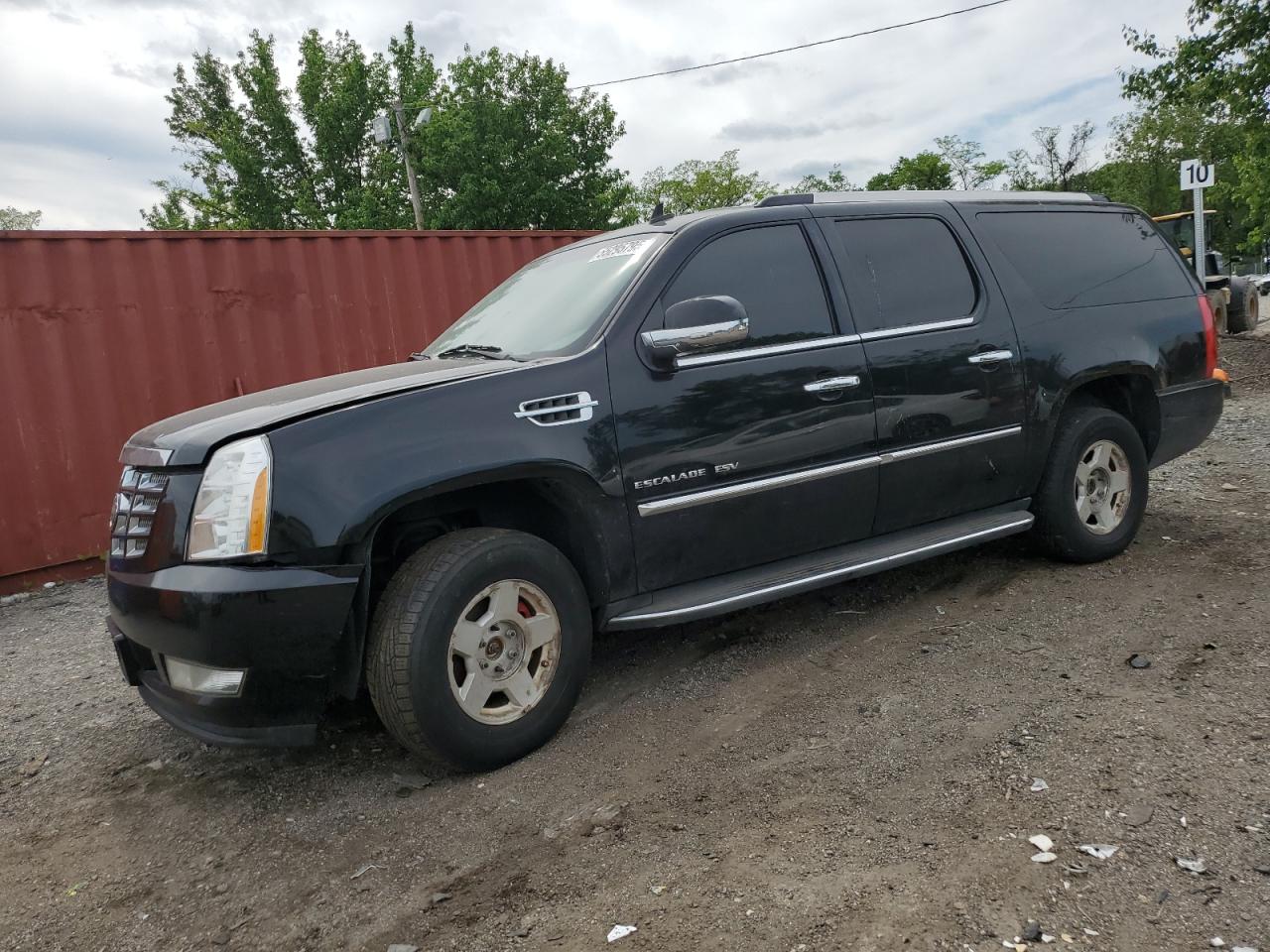 CADILLAC ESCALADE ESV LUXURY